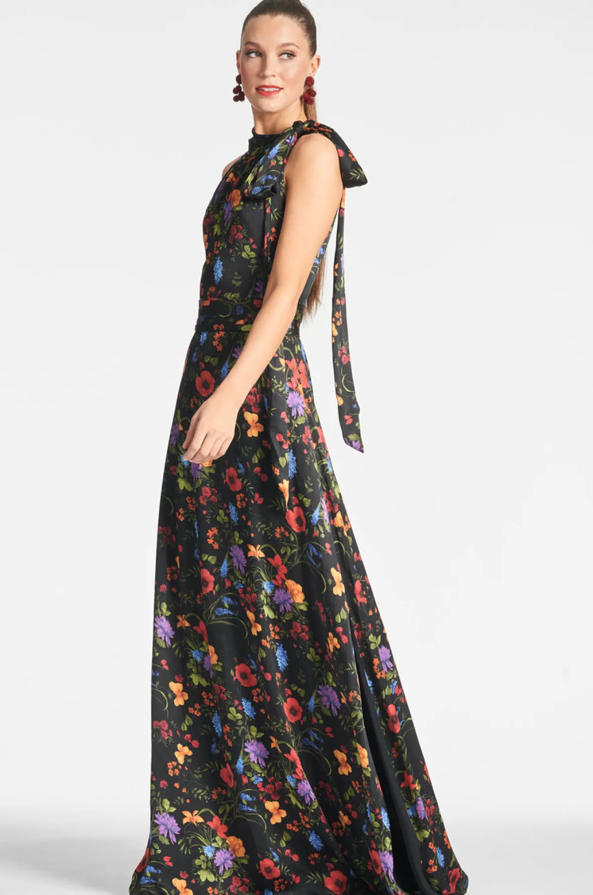 Clearance Kayla Gown - Black | Champagne